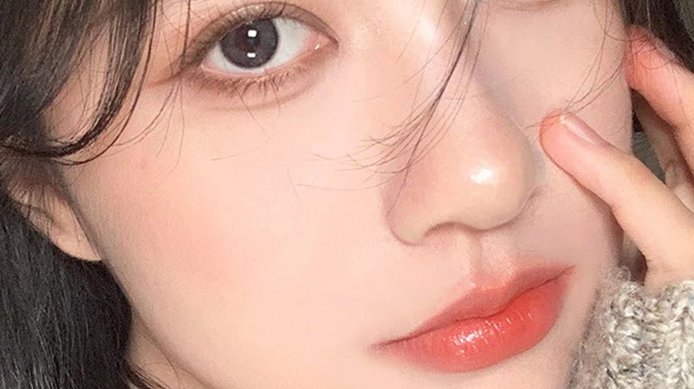 Some Essential Tips to Achieve a Flawless Look - GOGOTALES