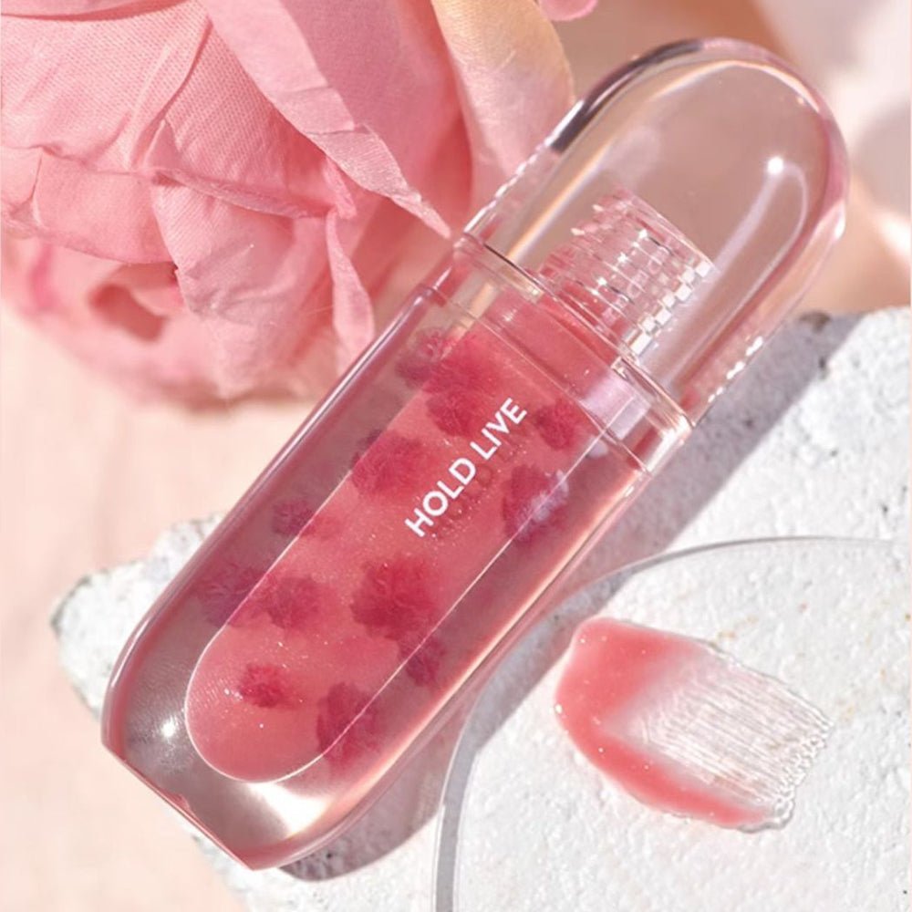 HOLD LIVE mirror finish lip gloss close-up