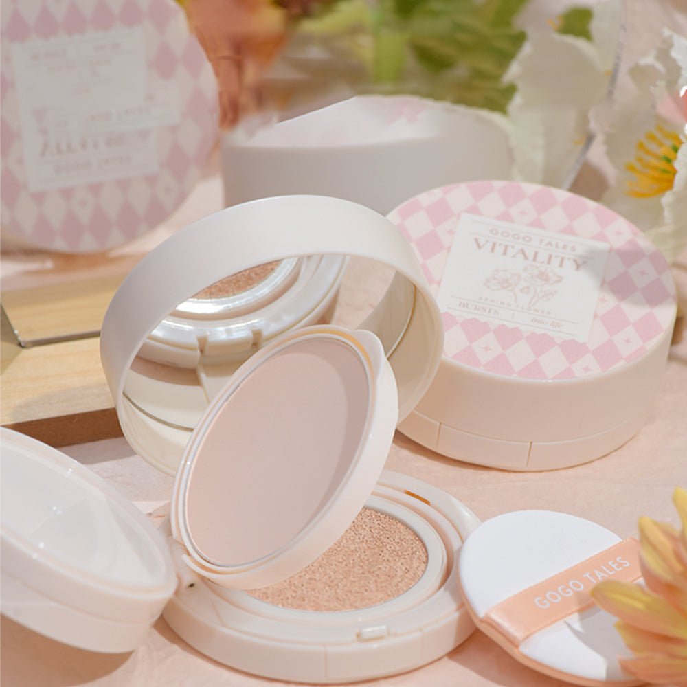 GOGOTALES Light and Nude Powder Cushion Cushion Oil-Control Powder Application - Velvet Puff Touch-up Technique
