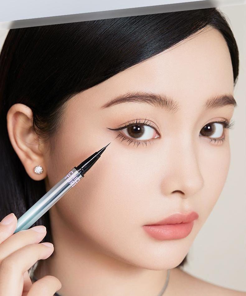 CHIOTURE Minuteness Liquid Eyeliner - GOGOTALES眼线液笔